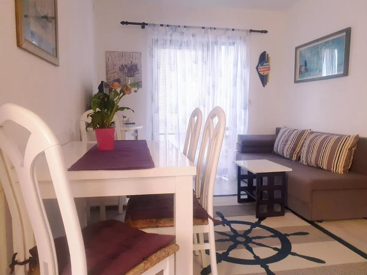 Lavanda Klenovica Apartment
