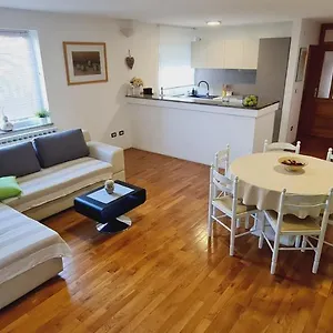 Lory Apartament Rovinj